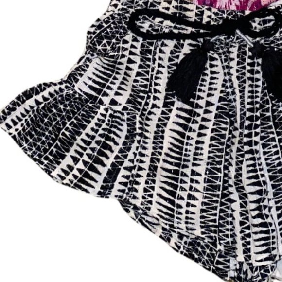 ⚡️Bowie James Flounce Geometric Set - Picture 10 of 11